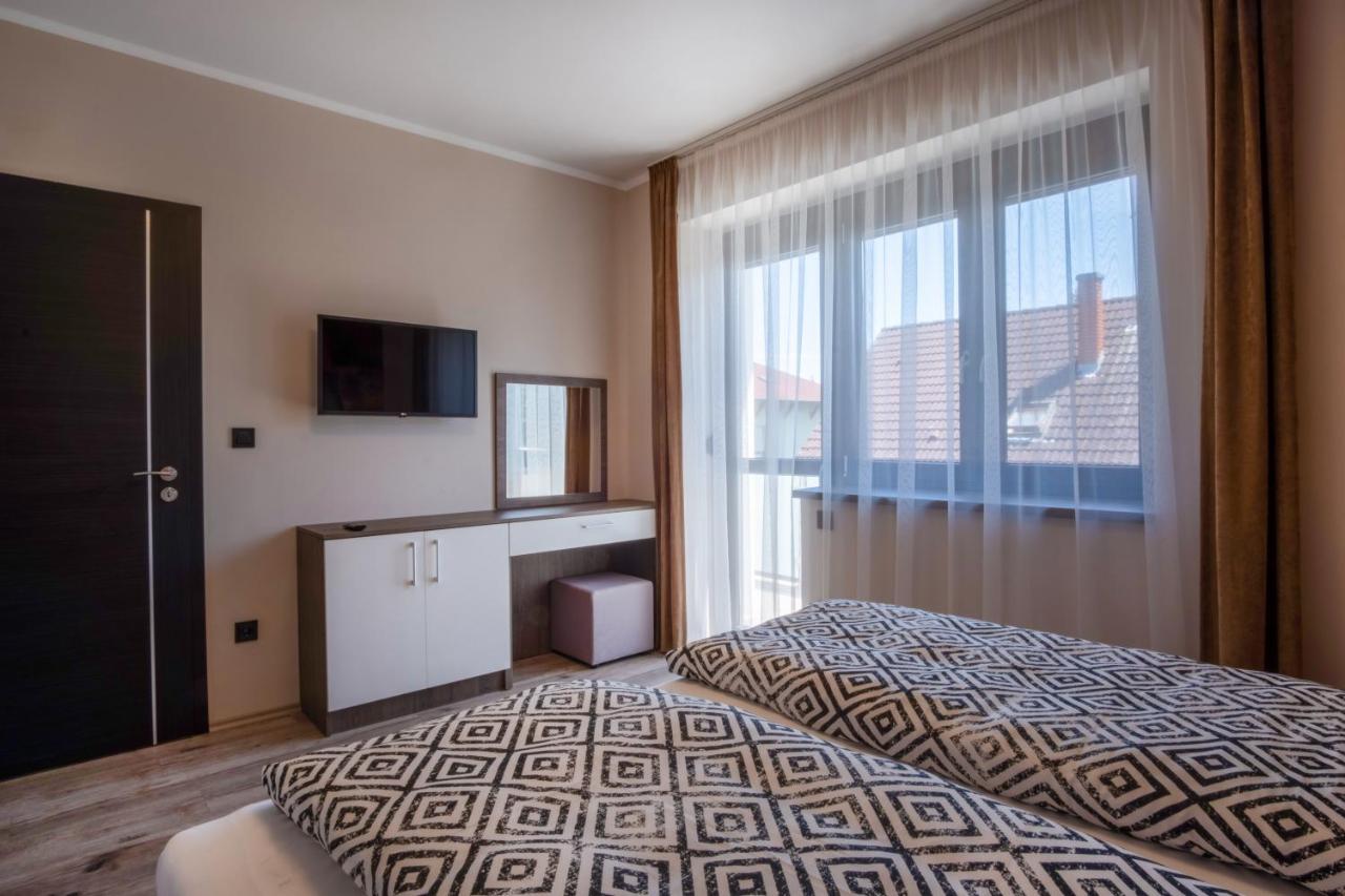 Myflat Premium Resort Siofok Bagian luar foto